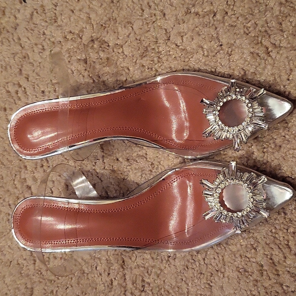 Shoe